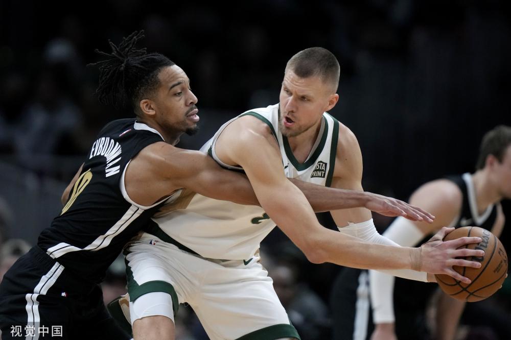 以其强大的 以其强大的